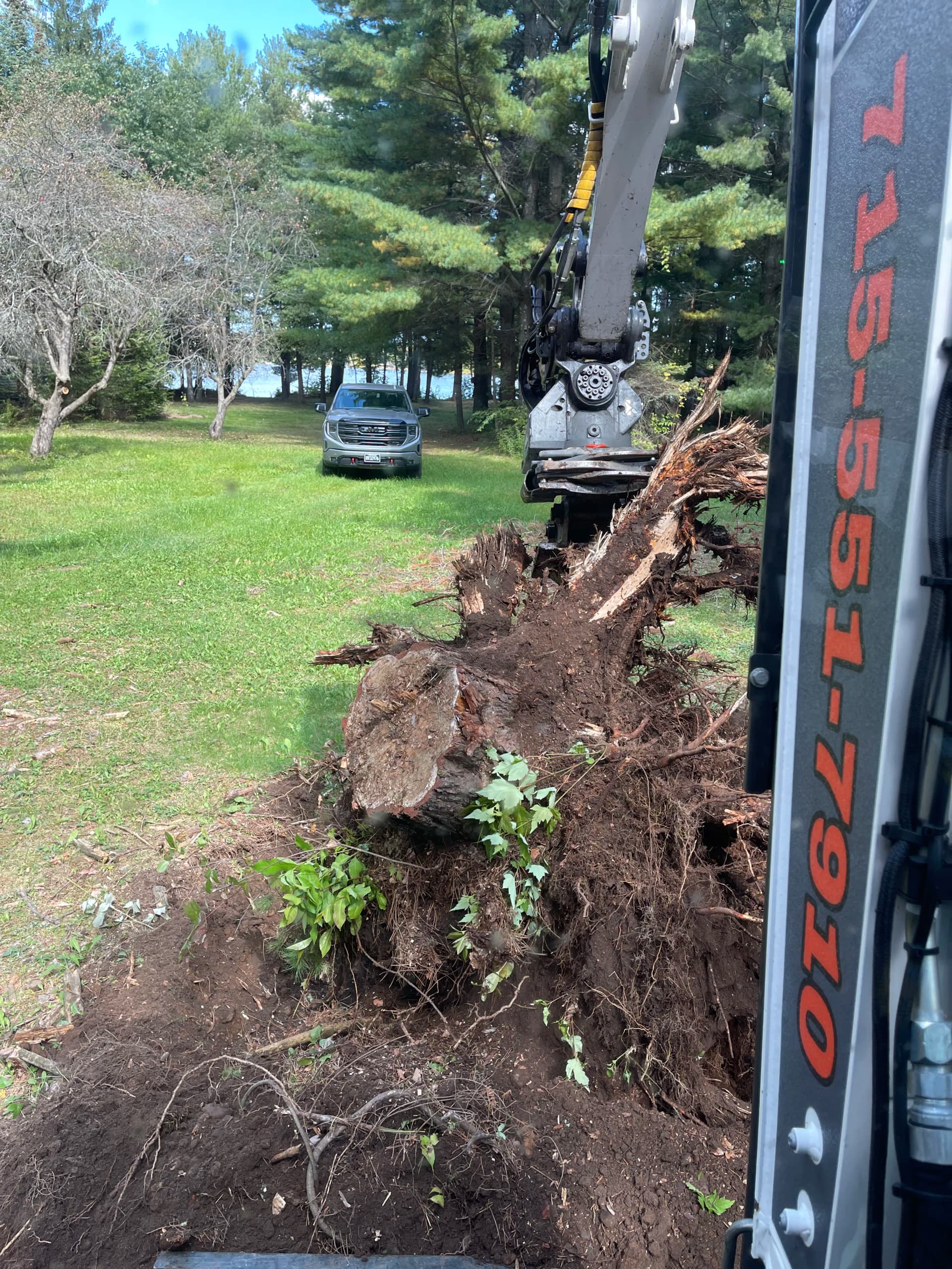 Gallery photos for Lake DuBay Lot Clearing and Driveway Entrance in Mosinee: Image #5