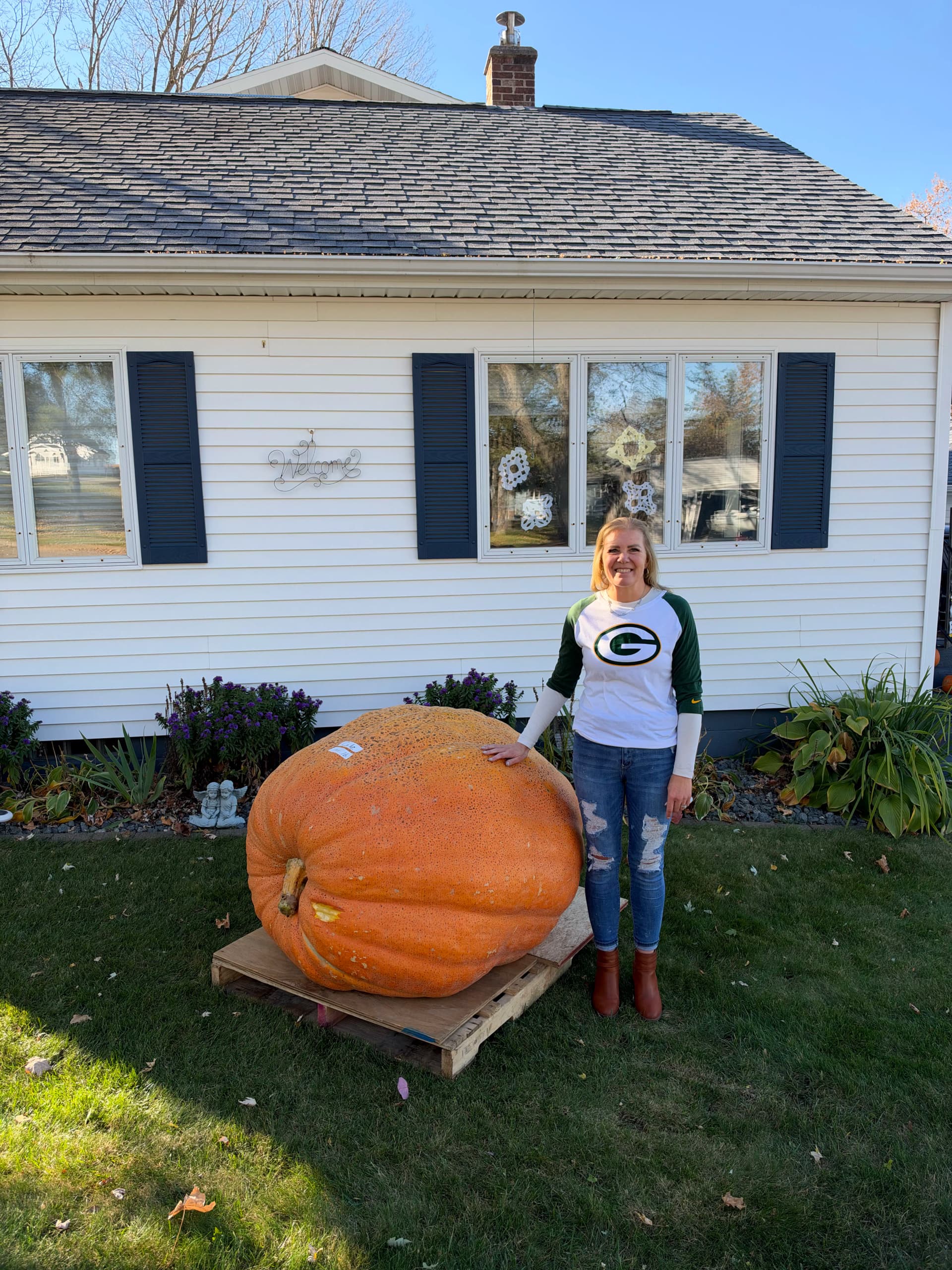 Gallery photos for Giant Pumpkin Delivery Day Across Central Wisconsin: Image #3