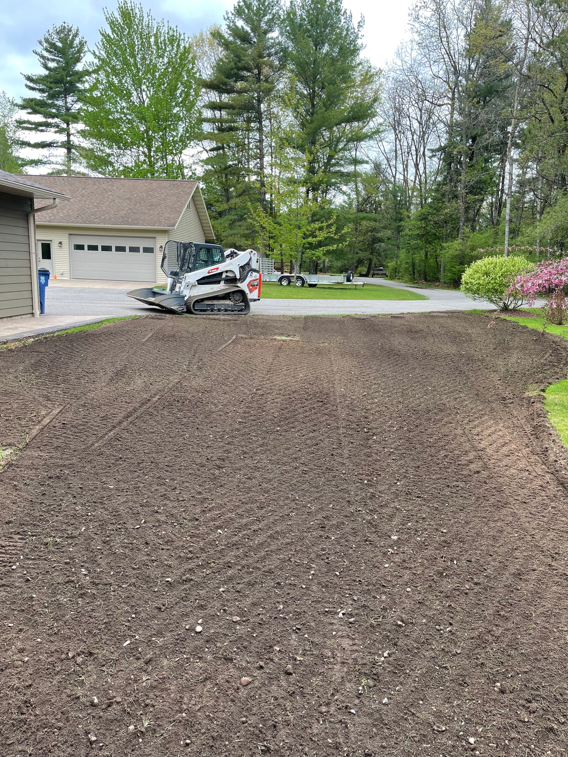 Gallery photos for Post-Construction Yard Grading and Seeding in Kronenwetter: Image #5