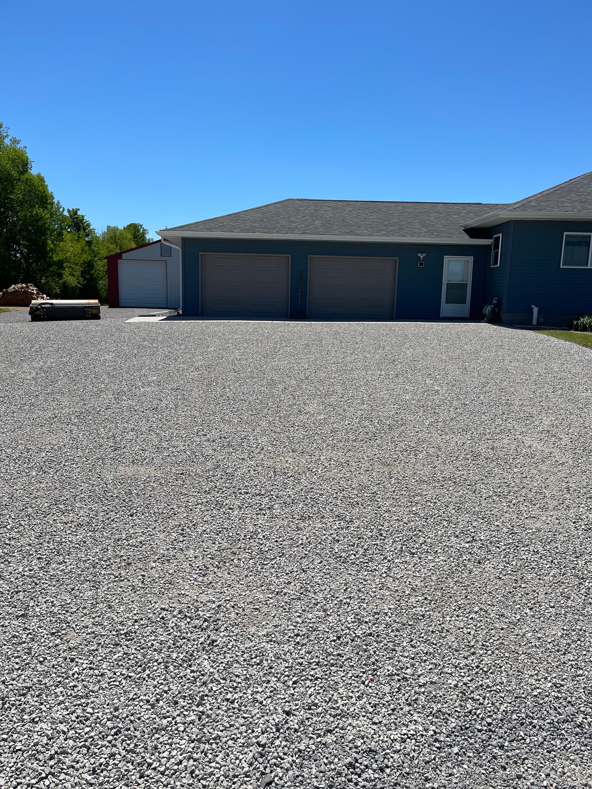 Gallery photos for Fresh Gravel Driveway Gets a Clean Finish in Mosinee: Image #6