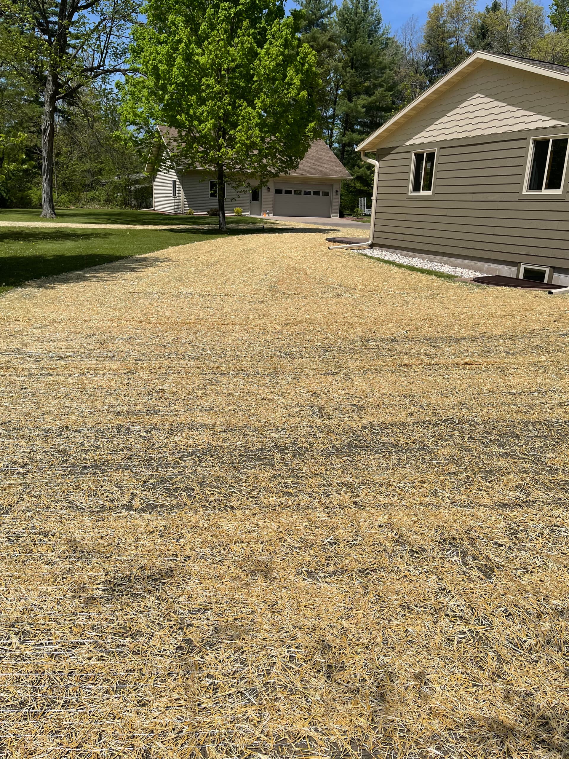 Gallery photos for Post-Construction Yard Grading and Seeding in Kronenwetter: Image #2