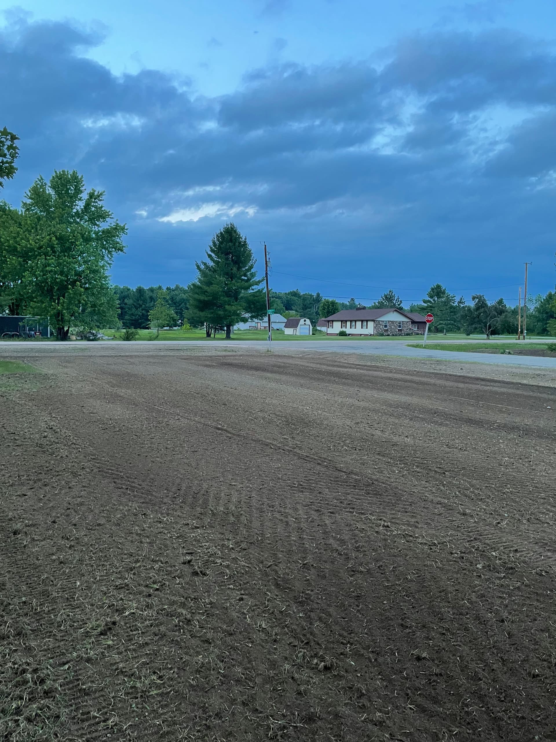 Gallery photos for Storm Damage Lawn Cleanup and Grading in Ringle: Image #4