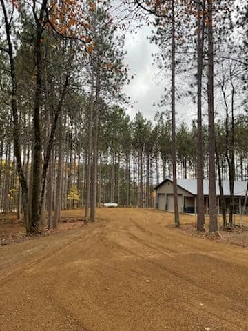 Gallery photos for Fresh Gravel Driveway Makeover in Summit Lake: Image #2